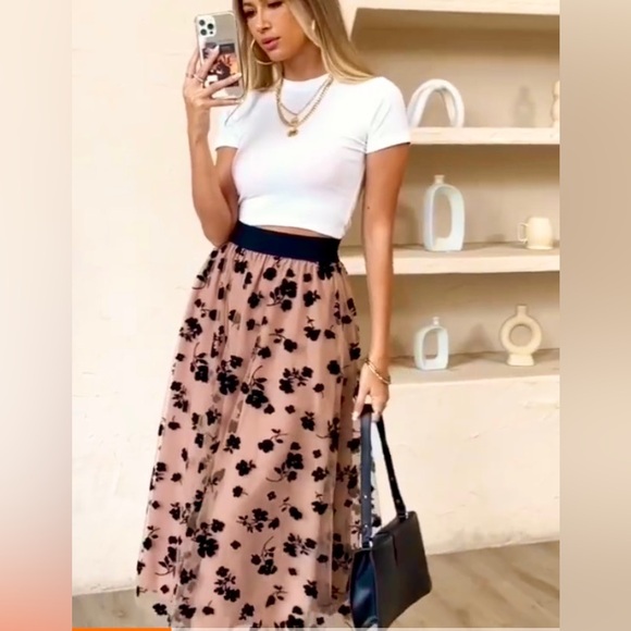 New Floral Print Mesh Lined Overlay Camel Caramel Tan Skirt Midi Maxi Black NWT - Picture 9 of 16